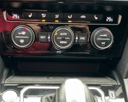 Белый Фольксваген Пассат Вариант, объемом двигателя 2 л и пробегом 265 тыс. км за 19500 $, фото 12 на Automoto.ua