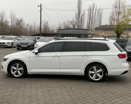 Белый Фольксваген Пассат Вариант, объемом двигателя 2 л и пробегом 265 тыс. км за 19500 $, фото 3 на Automoto.ua