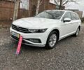 Білий Фольксваген Пассат Варіант, об'ємом двигуна 2 л та пробігом 215 тис. км за 552 $, фото 1 на Automoto.ua