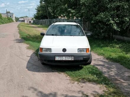 Фольксваген Пассат Вариант 1988 в Чернигове на Automoto.ua Белый Фольксваген Пассат Вариант, объемом двигателя 0 л и пробегом 500 тыс. км за 1300 $, фото 1 на Automoto.ua