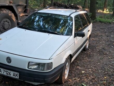 Фольксваген Пассат Вариант 1989 в Маньковка на Automoto.ua Белый Фольксваген Пассат Вариант, объемом двигателя 1.6 л и пробегом 340 тыс. км за 1700 $, фото 1 на Automoto.ua