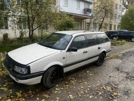 Белый Фольксваген Пассат Вариант, объемом двигателя 1.9 л и пробегом 250 тыс. км за 1000 $, фото 1 на Automoto.ua