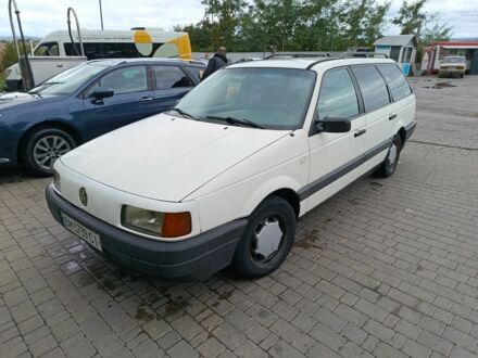 Фольксваген Пассат Вариант 1989 в Черновцах на Automoto.ua Белый Фольксваген Пассат Вариант, объемом двигателя 1.6 л и пробегом 248 тыс. км за 2200 $, фото 1 на Automoto.ua