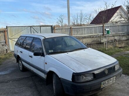 Белый Фольксваген Пассат Вариант, объемом двигателя 2 л и пробегом 375 тыс. км за 800 $, фото 1 на Automoto.ua