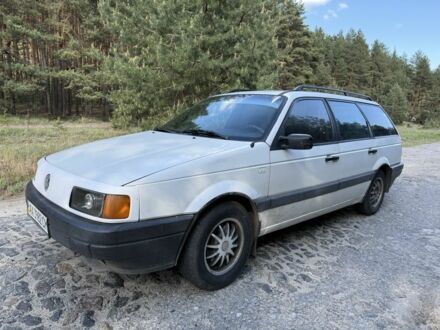 Фольксваген Пассат Варіант 1991 у Ахтырке на Automoto.ua Білий Фольксваген Пассат Варіант, об'ємом двигуна 1.8 л та пробігом 275 тис. км за 1950 $, фото 1 на Automoto.ua