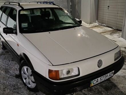 Білий Фольксваген Пассат Варіант, об'ємом двигуна 2 л та пробігом 270 тис. км за 1550 $, фото 1 на Automoto.ua