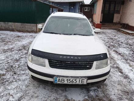 Белый Фольксваген Пассат Вариант, объемом двигателя 1.9 л и пробегом 257 тыс. км за 2200 $, фото 1 на Automoto.ua