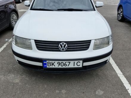Фольксваген Пассат Вариант 1997 в Ровно на Automoto.ua Белый Фольксваген Пассат Вариант, объемом двигателя 1.6 л и пробегом 348 тыс. км за 2650 $, фото 1 на Automoto.ua