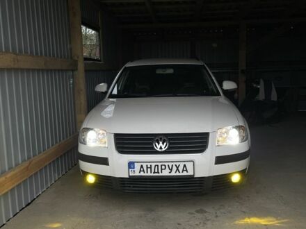 Фольксваген Пассат Вариант 2005 в Луцке на Automoto.ua Белый Фольксваген Пассат Вариант, объемом двигателя 1.9 л и пробегом 323 тыс. км за 4700 $, фото 1 на Automoto.ua