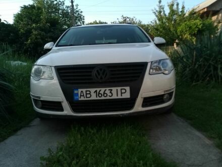 Фольксваген Пассат Вариант 2006 в Андрушевке на Automoto.ua Белый Фольксваген Пассат Вариант, объемом двигателя 2 л и пробегом 255 тыс. км за 5100 $, фото 1 на Automoto.ua