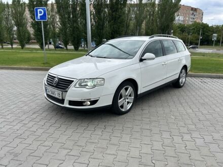 Фольксваген Пассат Вариант 2007 в Черкассах на Automoto.ua Белый Фольксваген Пассат Вариант, объемом двигателя 2 л и пробегом 216 тыс. км за 6500 $, фото 1 на Automoto.ua