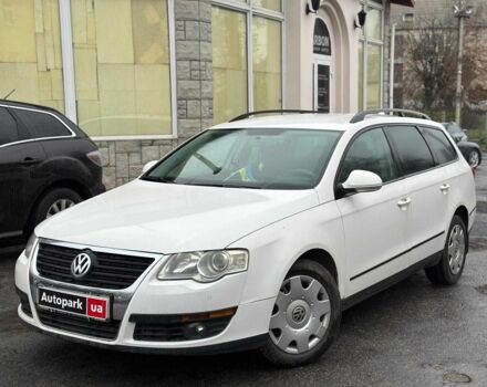 Білий Фольксваген Пассат Варіант, об'ємом двигуна 2 л та пробігом 238 тис. км за 6990 $, фото 1 на Automoto.ua