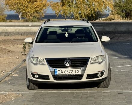 Білий Фольксваген Пассат Варіант, об'ємом двигуна 2 л та пробігом 380 тис. км за 7000 $, фото 1 на Automoto.ua
