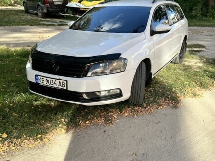 Фольксваген Пассат Варіант 2011 у Сумах на Automoto.ua Білий Фольксваген Пассат Варіант, об'ємом двигуна 2 л та пробігом 286 тис. км за 8000 $, фото 1 на Automoto.ua