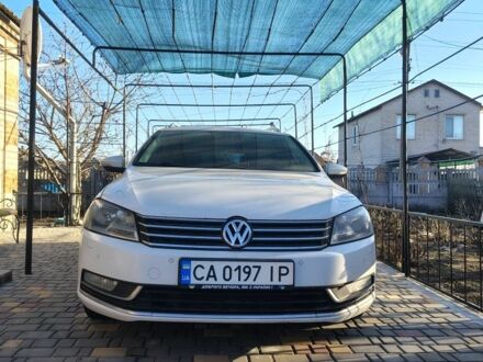 Белый Фольксваген Пассат Вариант, объемом двигателя 2 л и пробегом 290 тыс. км за 8200 $, фото 1 на Automoto.ua