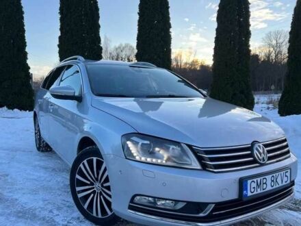 Белый Фольксваген Пассат Вариант, объемом двигателя 2 л и пробегом 238 тыс. км за 7200 $, фото 1 на Automoto.ua