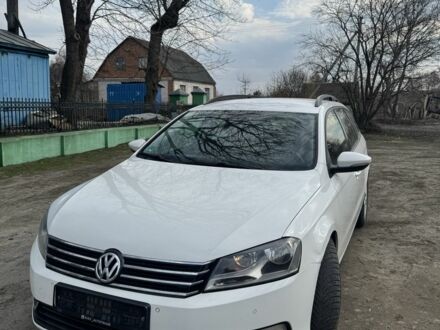Білий Фольксваген Пассат Варіант, об'ємом двигуна 1.6 л та пробігом 299 тис. км за 8500 $, фото 1 на Automoto.ua