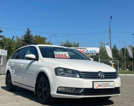Белый Фольксваген Пассат Вариант, объемом двигателя 2 л и пробегом 180 тыс. км за 11464 $, фото 1 на Automoto.ua