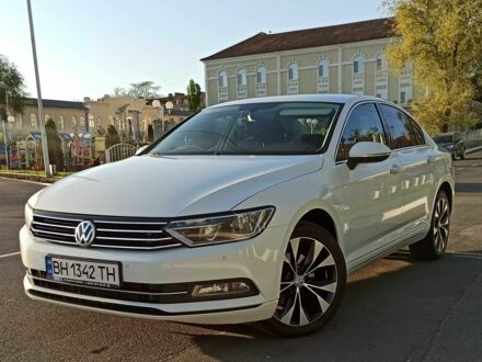 Фольксваген Пассат Вариант 2015 в Измаиле на Automoto.ua Белый Фольксваген Пассат Вариант, объемом двигателя 1.8 л и пробегом 203 тыс. км за 17300 $, фото 1 на Automoto.ua