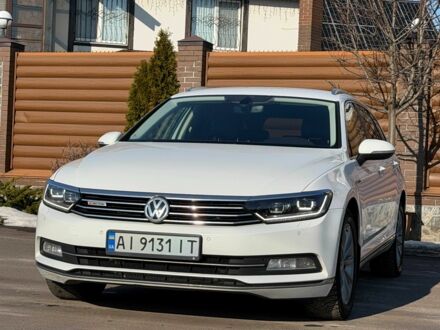 Білий Фольксваген Пассат Варіант, об'ємом двигуна 2 л та пробігом 140 тис. км за 15400 $, фото 1 на Automoto.ua