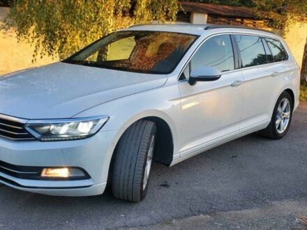 Білий Фольксваген Пассат Варіант, об'ємом двигуна 2 л та пробігом 276 тис. км за 15500 $, фото 1 на Automoto.ua