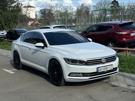Фольксваген Пассат Вариант 2018 в Мукачеве на Automoto.ua Белый Фольксваген Пассат Вариант, объемом двигателя 2 л и пробегом 198 тыс. км за 23500 $, фото 1 на Automoto.ua