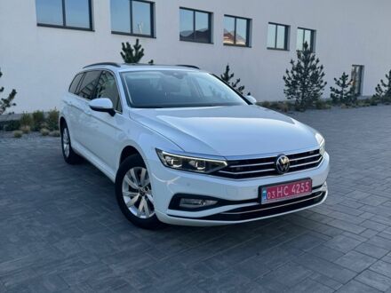 Фольксваген Пассат Вариант 2021 в Луцке на Automoto.ua Белый Фольксваген Пассат Вариант, объемом двигателя 2 л и пробегом 180 тыс. км за 20100 $, фото 1 на Automoto.ua