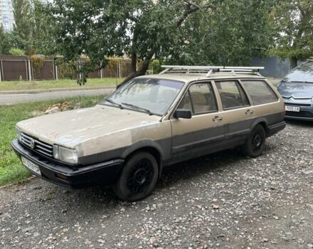 Фольксваген Пассат Вариант 1986 в Киеве на Automoto.ua Бежевый Фольксваген Пассат Вариант, объемом двигателя 1.6 л и пробегом 400 тыс. км за 1050 $, фото 2 на Automoto.ua