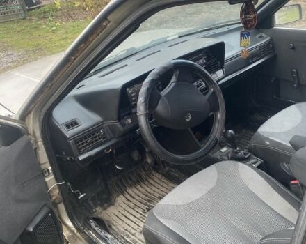 Бежевий Фольксваген Пассат Варіант, об'ємом двигуна 1.6 л та пробігом 500 тис. км за 1200 $, фото 4 на Automoto.ua