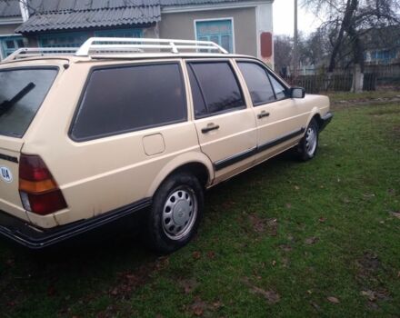 Бежевый Фольксваген Пассат Вариант, объемом двигателя 1 л и пробегом 200 тыс. км за 1050 $, фото 2 на Automoto.ua