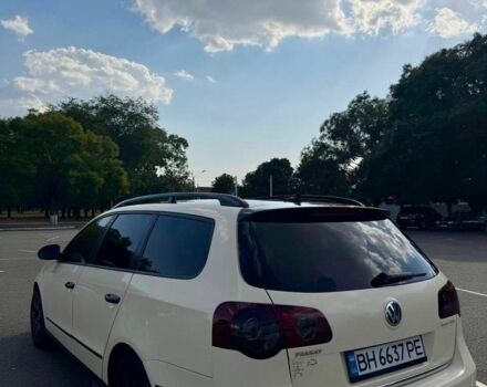 Бежевий Фольксваген Пассат Варіант, об'ємом двигуна 2 л та пробігом 300 тис. км за 7000 $, фото 1 на Automoto.ua