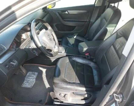 Бежевый Фольксваген Пассат Вариант, объемом двигателя 2 л и пробегом 346 тыс. км за 10000 $, фото 3 на Automoto.ua