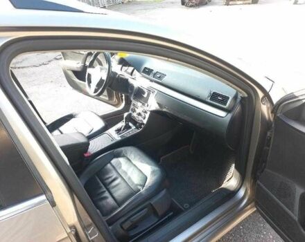 Бежевый Фольксваген Пассат Вариант, объемом двигателя 2 л и пробегом 346 тыс. км за 10000 $, фото 6 на Automoto.ua