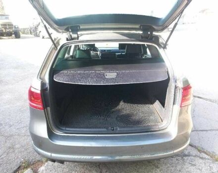 Бежевий Фольксваген Пассат Варіант, об'ємом двигуна 2 л та пробігом 346 тис. км за 9999 $, фото 9 на Automoto.ua