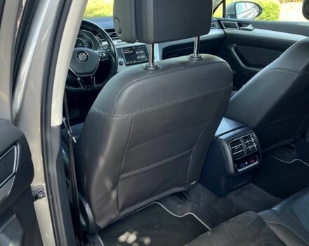 Бежевый Фольксваген Пассат Вариант, объемом двигателя 2 л и пробегом 255 тыс. км за 15119 $, фото 11 на Automoto.ua