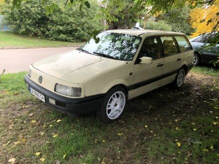 Фольксваген Пассат Вариант 1990 в Чигирине на Automoto.ua Бежевый Фольксваген Пассат Вариант, объемом двигателя 1.9 л и пробегом 495 тыс. км за 2500 $, фото 1 на Automoto.ua