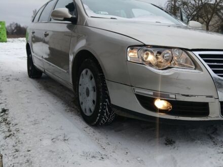 Бежевий Фольксваген Пассат Варіант, об'ємом двигуна 2 л та пробігом 350 тис. км за 2150 $, фото 1 на Automoto.ua