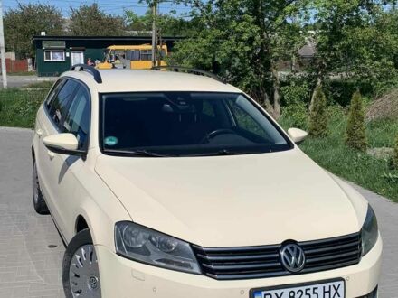 Фольксваген Пассат Вариант 2013 в Шепетовке на Automoto.ua Бежевый Фольксваген Пассат Вариант, объемом двигателя 2 л и пробегом 262 тыс. км за 9999 $, фото 1 на Automoto.ua
