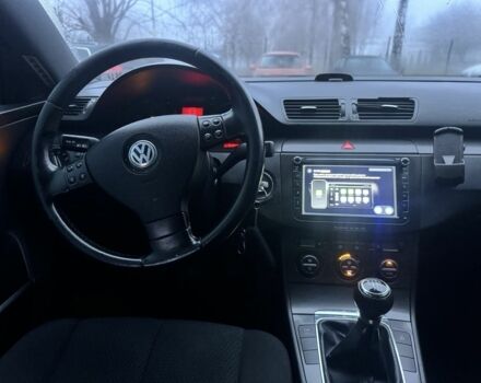 Черный Фольксваген Пассат Вариант, объемом двигателя 2 л и пробегом 317 тыс. км за 5450 $, фото 18 на Automoto.ua