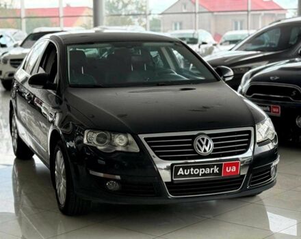 Чорний Фольксваген Пассат Варіант, об'ємом двигуна 1.8 л та пробігом 275 тис. км за 6990 $, фото 1 на Automoto.ua