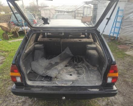 Черный Фольксваген Пассат Вариант, объемом двигателя 1.8 л и пробегом 450 тыс. км за 650 $, фото 4 на Automoto.ua