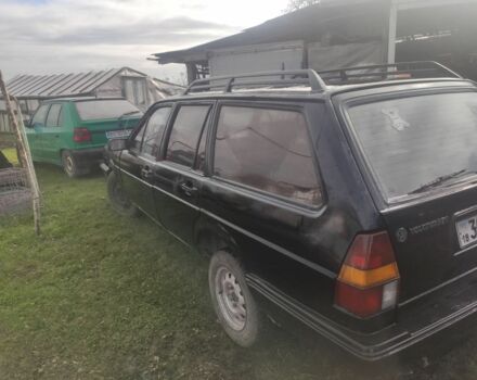 Черный Фольксваген Пассат Вариант, объемом двигателя 1.8 л и пробегом 450 тыс. км за 650 $, фото 3 на Automoto.ua