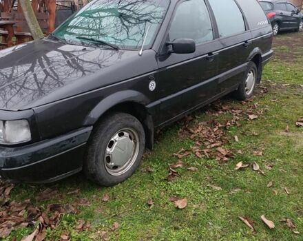 Чорний Фольксваген Пассат Варіант, об'ємом двигуна 1.8 л та пробігом 140 тис. км за 1800 $, фото 1 на Automoto.ua