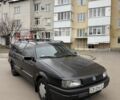 Черный Фольксваген Пассат Вариант, объемом двигателя 1.8 л и пробегом 326 тыс. км за 1350 $, фото 3 на Automoto.ua