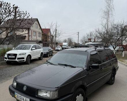 Черный Фольксваген Пассат Вариант, объемом двигателя 1.8 л и пробегом 326 тыс. км за 1350 $, фото 1 на Automoto.ua