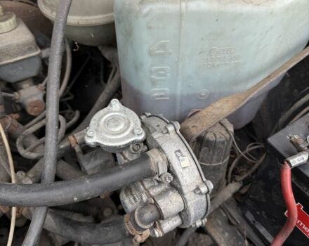 Черный Фольксваген Пассат Вариант, объемом двигателя 1.8 л и пробегом 326 тыс. км за 1350 $, фото 11 на Automoto.ua