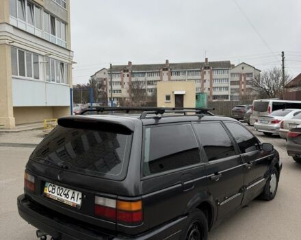 Черный Фольксваген Пассат Вариант, объемом двигателя 1.8 л и пробегом 326 тыс. км за 1350 $, фото 4 на Automoto.ua