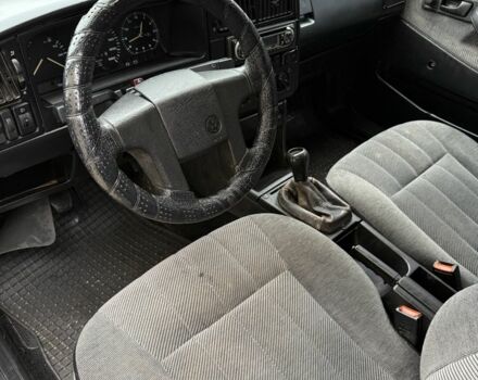 Черный Фольксваген Пассат Вариант, объемом двигателя 1.8 л и пробегом 326 тыс. км за 1350 $, фото 12 на Automoto.ua