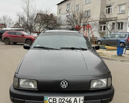 Черный Фольксваген Пассат Вариант, объемом двигателя 1.8 л и пробегом 326 тыс. км за 1350 $, фото 2 на Automoto.ua
