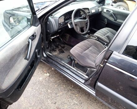 Черный Фольксваген Пассат Вариант, объемом двигателя 1.9 л и пробегом 333 тыс. км за 2500 $, фото 6 на Automoto.ua